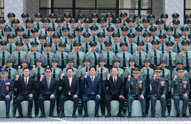 總統出席三軍士官新生聯合開學典禮　期勉精進本職學能　共同守護國家安全