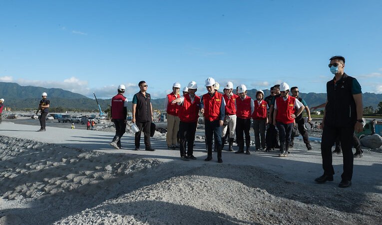 總統赴花蓮關心樺加沙颱風災後復原情形　指示中央地方共同合作加速災後復原