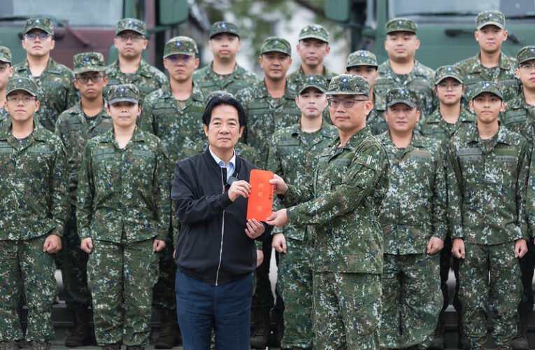 總統勗勉北部地區救災部隊　感謝國軍展現人飢己飢、人溺己溺精神協助重建家園