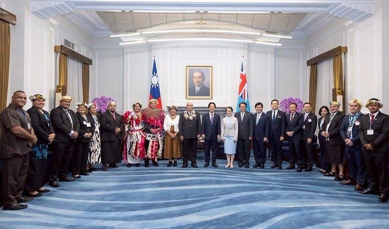 總統會晤吐瓦魯國戴斐立總理　盼持續深化情誼　拓展更多元交流與合作