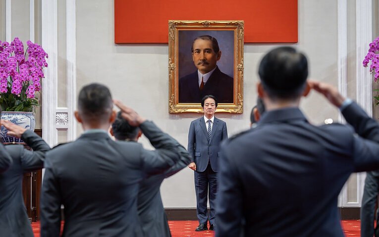 總統主持將官晉任授階典禮　強調打造更具現代化、可恃且有效的防衛力量　以守護國家安全