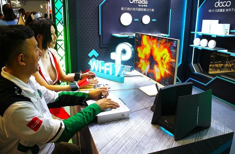 TP-Link登陸WirForce 2025　聯手《餓狼傳說》打造沉浸式Wi-Fi 7電競專區