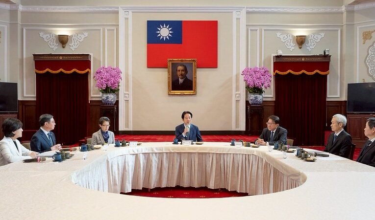 總統院際國政茶敘　期盼在合憲基礎下　持續推動國政　確保憲政體制完整