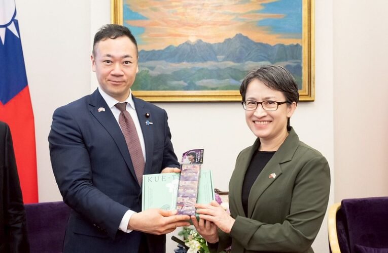 副總統接見日本前法務大臣鈴木馨祐眾議員乙行　盼臺日持續深化合作維護區域穩定繁榮