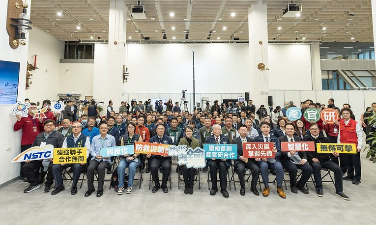 副總統肯定產官研合作無人機救災韌性展演成果　盼持續運用科技提升防災及防衛韌性效能