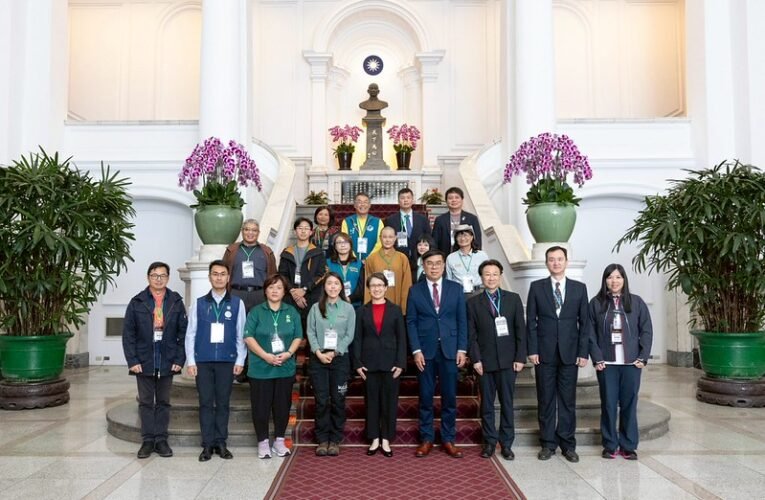 副總統肯定環教機構評鑑優異單位及績優環教人員　持續推廣永續及保育理念　讓環境更美好