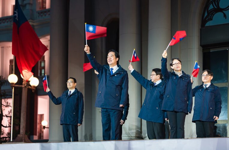 總統與副總統出席元旦升旗典禮　與國人共同迎接嶄新的一年