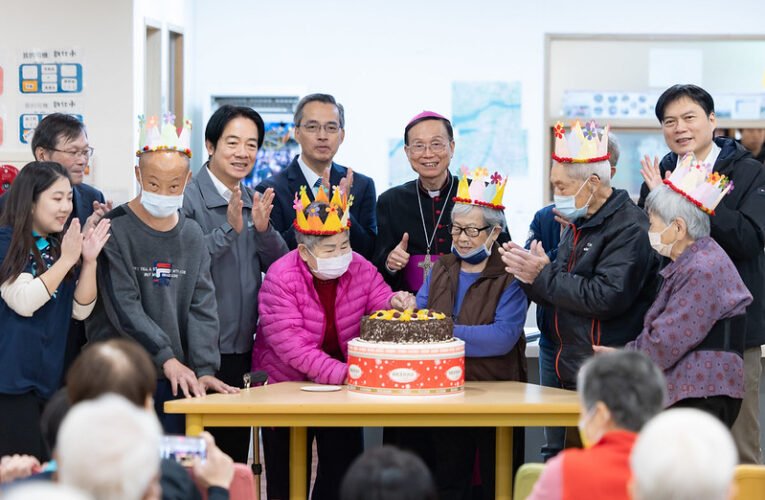 總統強調長照3.0將持續加強對長輩的照顧　籲請立院早日審議總預算案　避免影響長輩權益