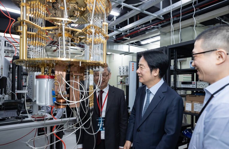 總統出席高速量子運算國家戰略發布會　盼打造臺灣成為人工智慧時代創新創業的生態系　強化國際競爭力
