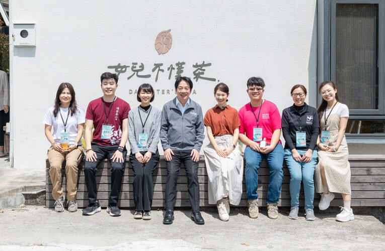 總統參訪臺東地方創生據點　肯定青年創新帶動茶產業升級　盼以「地方創生3.0」創造生機