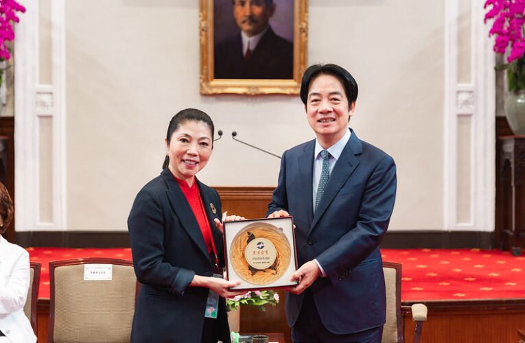 總統接見亞洲臺灣商會聯合總會訪團　盼團結臺商　深化臺灣與全球經貿合作