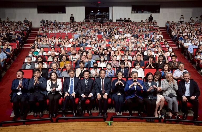 出席楊烈世界巡迴演唱會　副總統邀民眾重溫經典歌曲　以實際行動支持文化演出