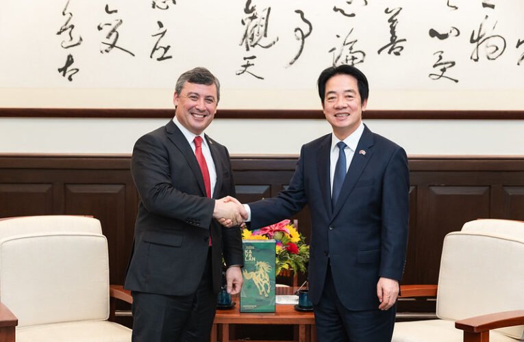 總統接見加國聯邦保守黨影子外長莊文浩　盼深化雙邊經貿科技合作　攜手打造民主繁榮的未來
