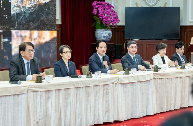 總統宣布「台灣人口對策新戰略—家庭支持篇」　推動18項措施打造公共支持育兒體系　以全民共享經濟紅利促進臺灣永續發展