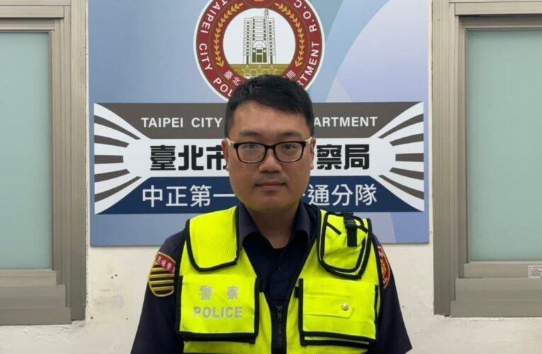 高溫車輛拋錨卡北車　中正一警火速到場疏導交通