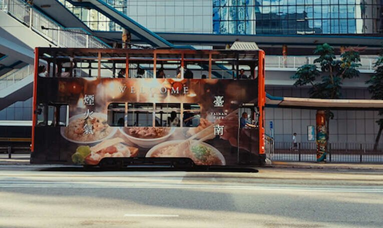 臺南躍上香港百年叮叮車！ 古都魅力穿梭香江 生態美食魅力吸睛
