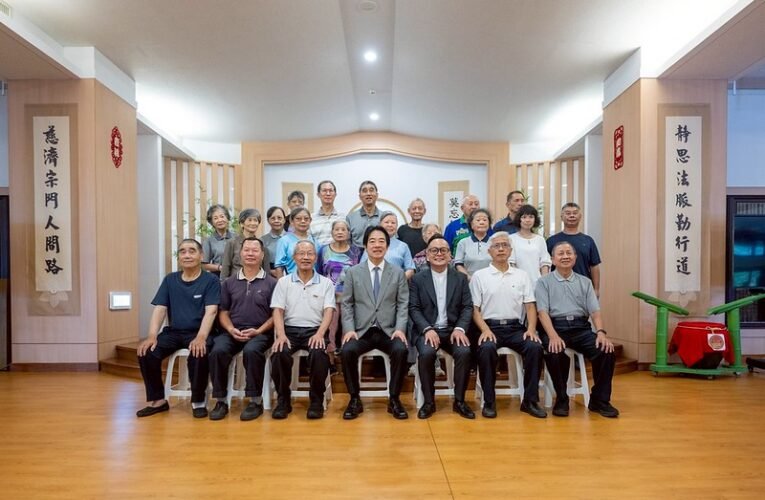 總統參訪基隆佛光山及靜思堂　盼推動社會福利政策照顧人民　讓國家社會更進步