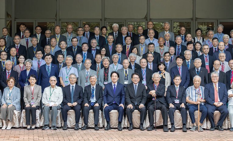 總統盼中研院持續為學術發展、人才培育及國家進步做更多貢獻　提升臺灣國際競爭力