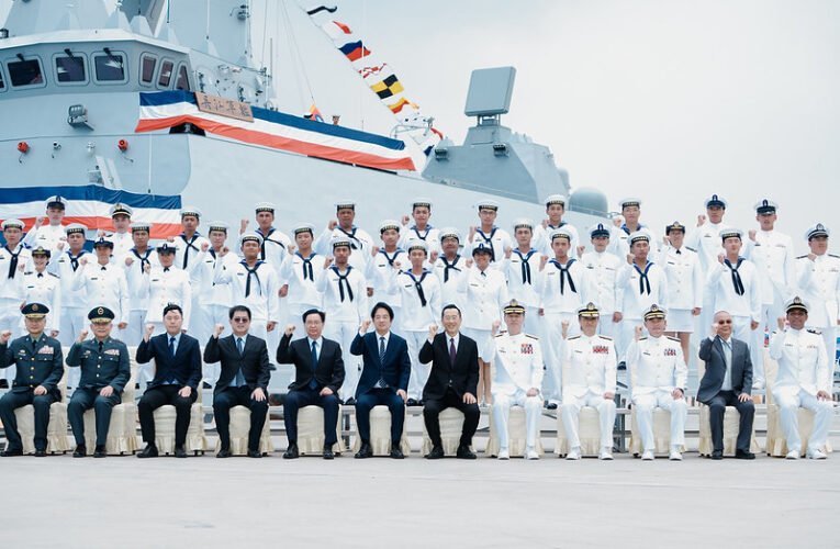 總統出席丹江軍艦成軍典禮　強調持續落實國防自主　以實力達到和平