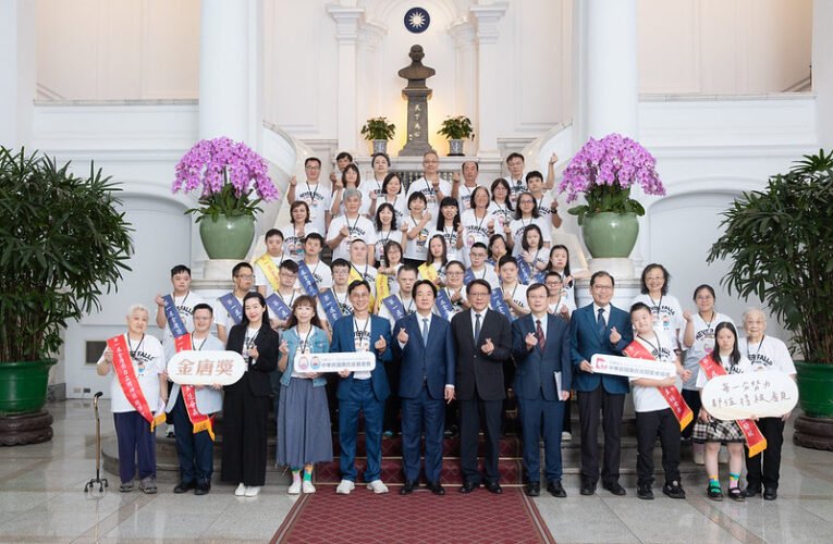 總統肯定金唐獎得獎者及入圍者　強調將提供更完整支持　讓唐寶寶安心生活、參與社會及追求理想