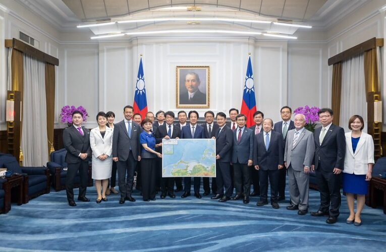 總統接見日本戰略研究論壇暨福和會訪團　盼深化臺日合作促進印太和平繁榮