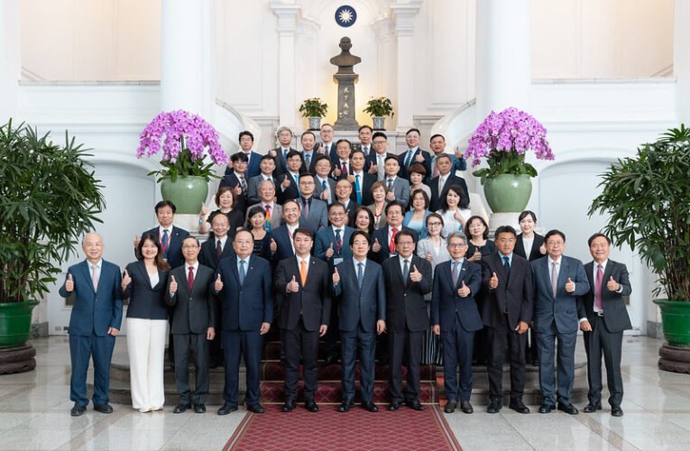 總統接見中小企業總會　盼攜手壯大中小微企業　打造更具韌性的臺灣經濟