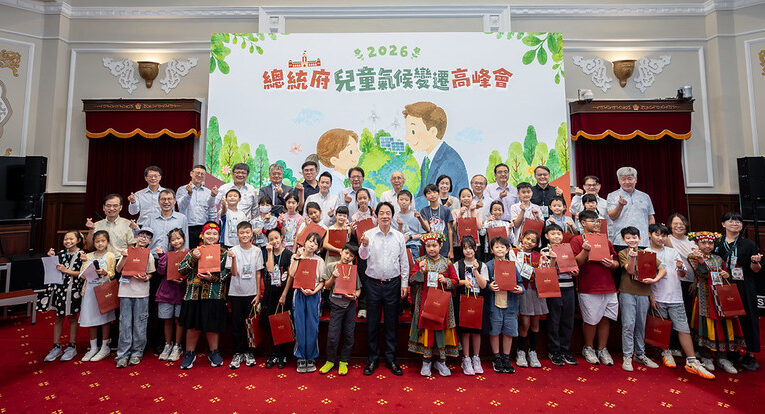 總統：守護環境不分年紀　讓孩子們的意見融入國家氣候變遷政策