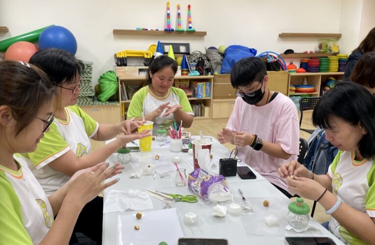 從作品製作到理解孩子　Vivi老師談黏土教學的觀察與引導