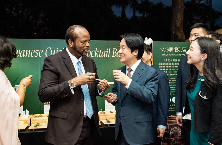 115年國慶酒會　總統偕同副總統與訪賓共同慶賀雙十國慶