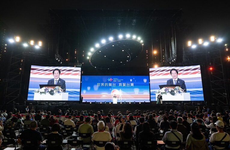 總統出席國慶晚會　盼全民共享經濟果實、團結合作　將臺灣成就化為人民實實在在的幸福
