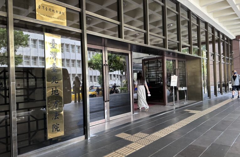 王薀精舍另案首開庭 四被告否認犯行 辯方表示：重傷指控僅依告訴人之詞、欠缺補強證據